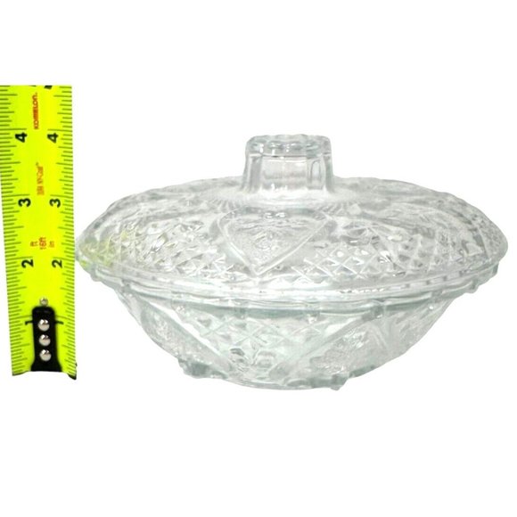 Vintage KIG Malaysia Candy Dish Clear Pressed Glass Hearts and Roses w/ Lid  7" - Picture 6 of 7